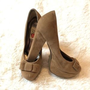 B Love Tan Platform Heel